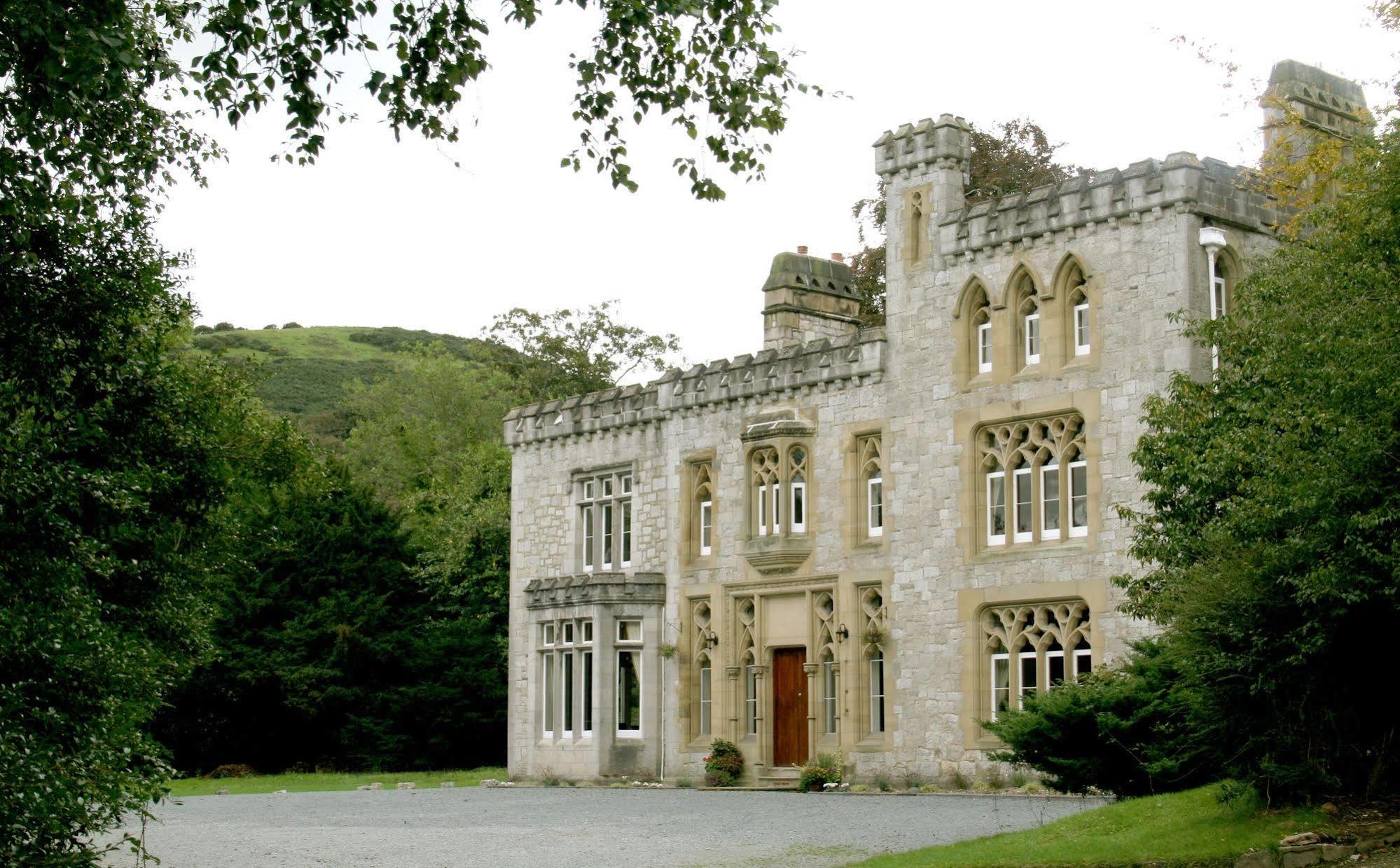 Ffarm Country House Abergele Exteriör bild